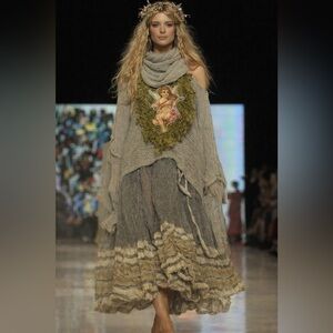 Hand Crafted Olive Lace Angel Accessory